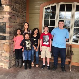 Meet your Posher, Sandra